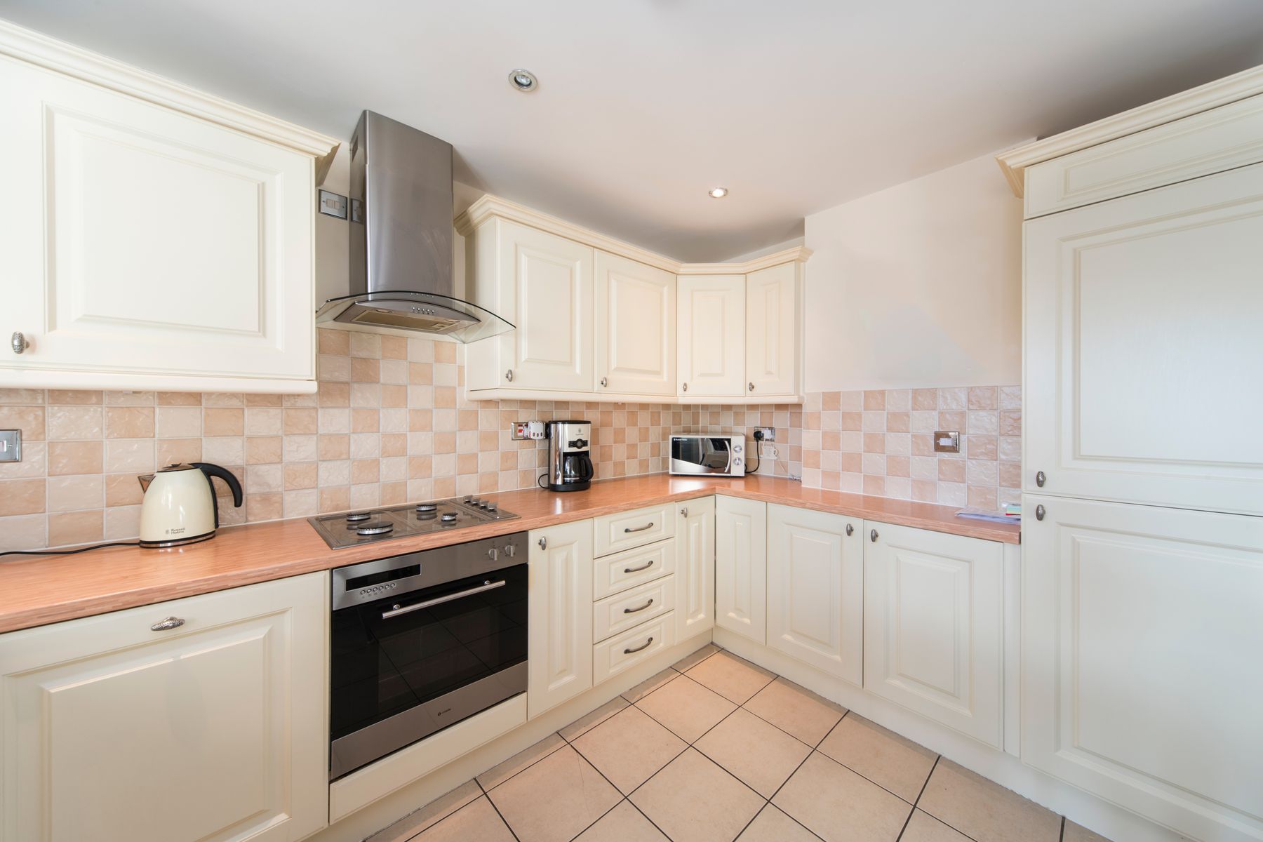 London House Exchange Listing Road, Halesowen, B63