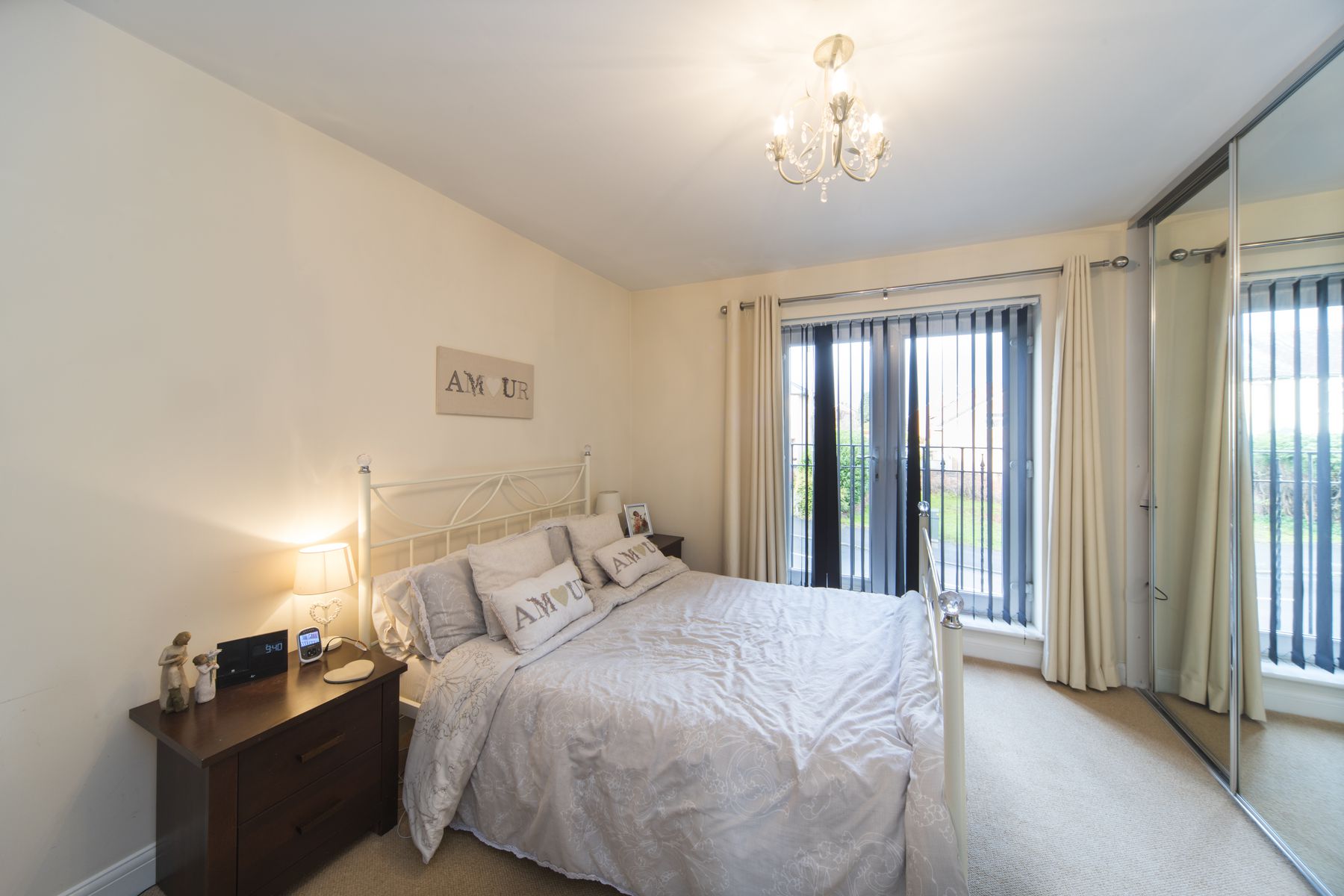 London House Exchange Listing Road, Halesowen, B63