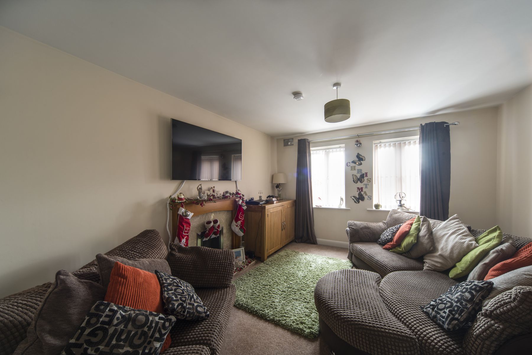 London House Exchange Listing Road, Halesowen, B63