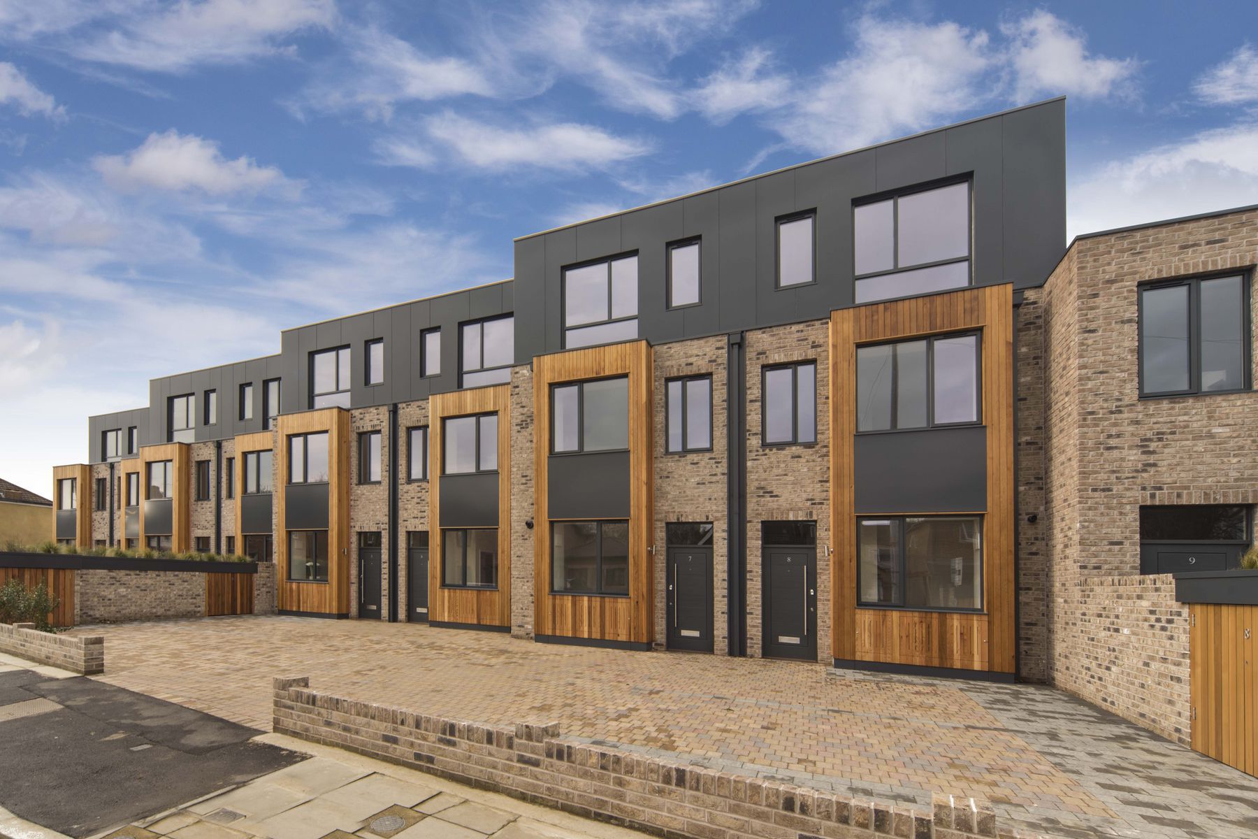 London House Exchange Listing Woodland Way, Mitcham