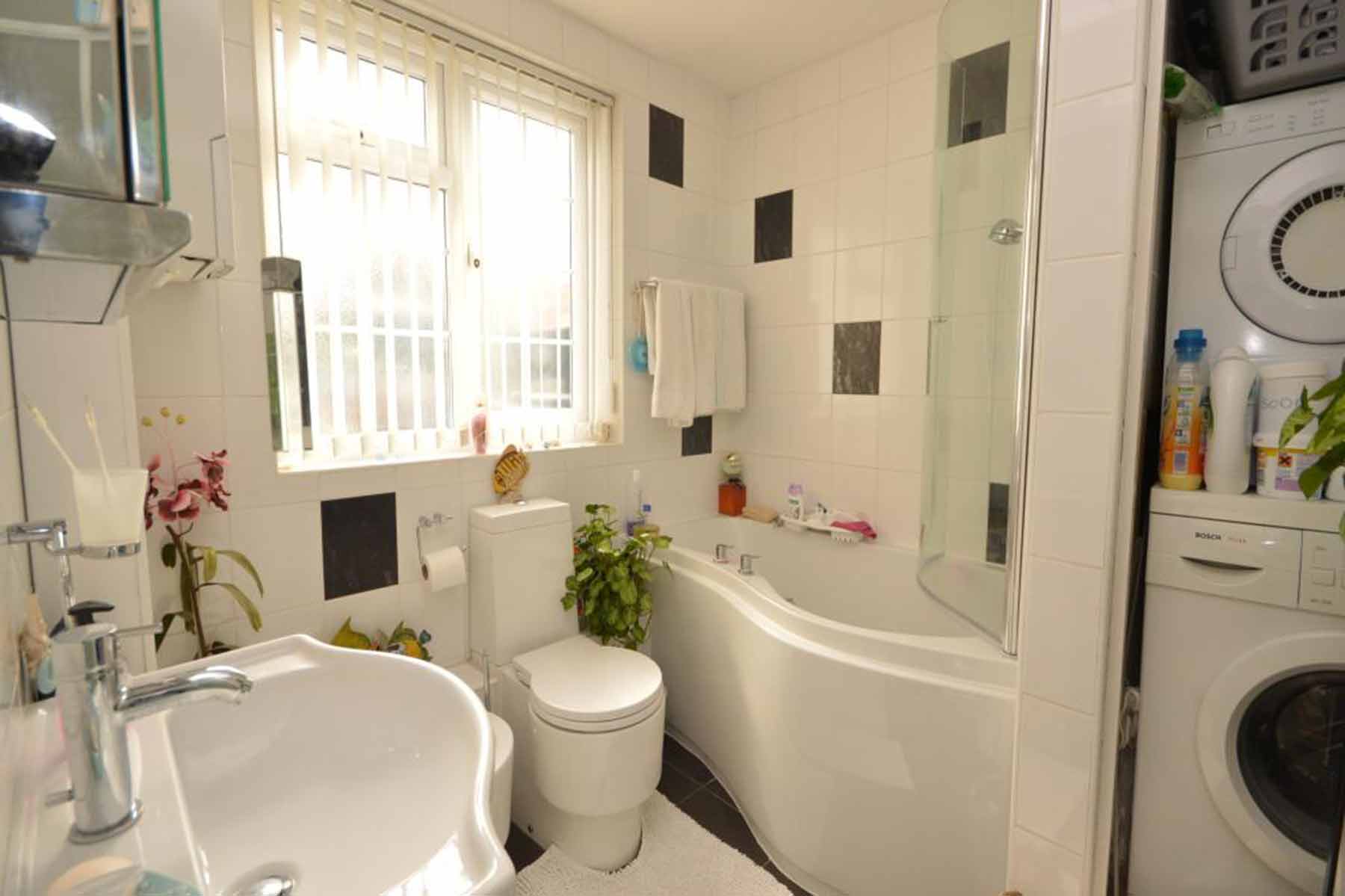 London House Exchange Listing 12 Kings Highway, Plumstead, SE18